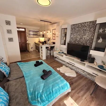 Paloma Blanca 2 Апартаменты Гардонь